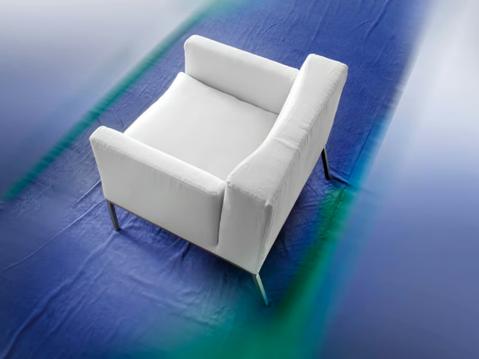 CRONACA - Relaxing armchair with armrests _ ERBA ITALIA